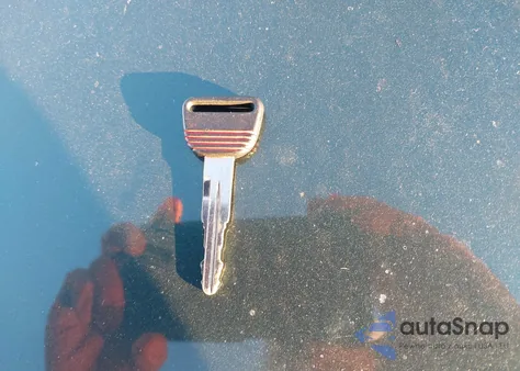 2000 Honda Cr-V Lx z USA, uszkodzony, nr VIN JHLRD1844YC040586